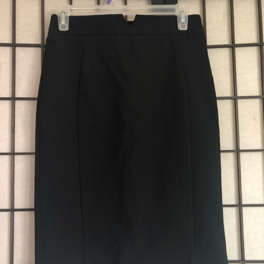 MANGO Women’s business suit skirt black